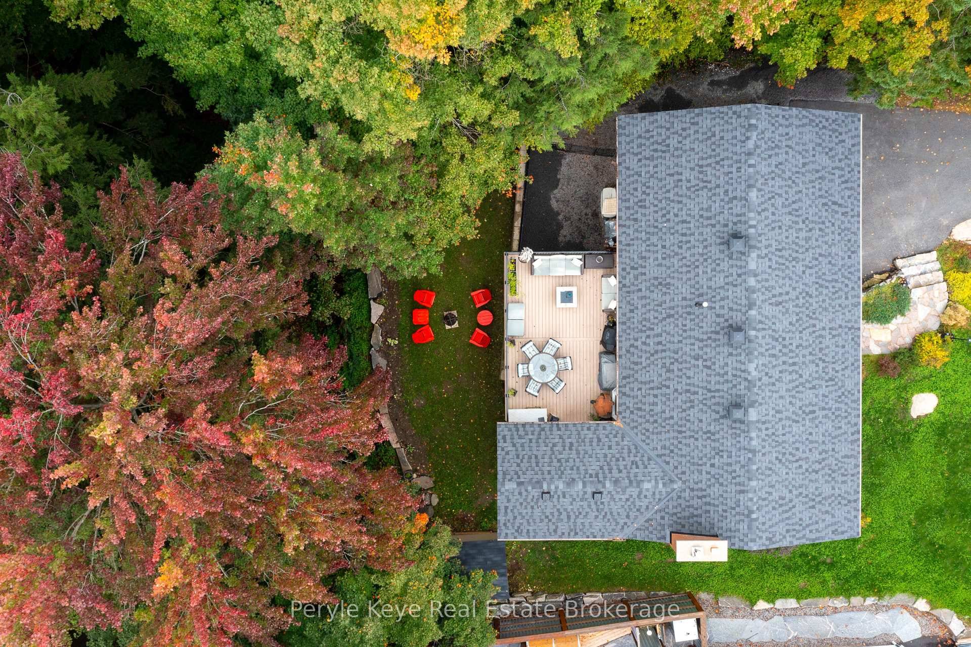 Nestled on a deep forest lot in one of Bracebridge's most coveted neighborhoods, this 4 bedroom, 3 bathroom Home balances natures tranquility with every modern comfort.