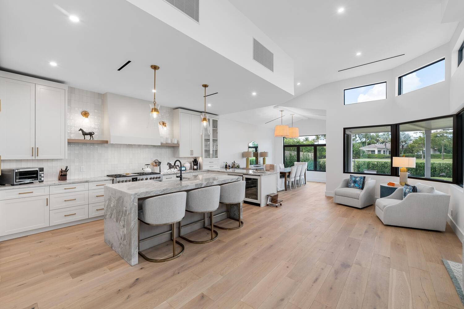 Escape to this exquisite seasonal rental within the gates of Palm Beach Polo, where elegance meets comfort.