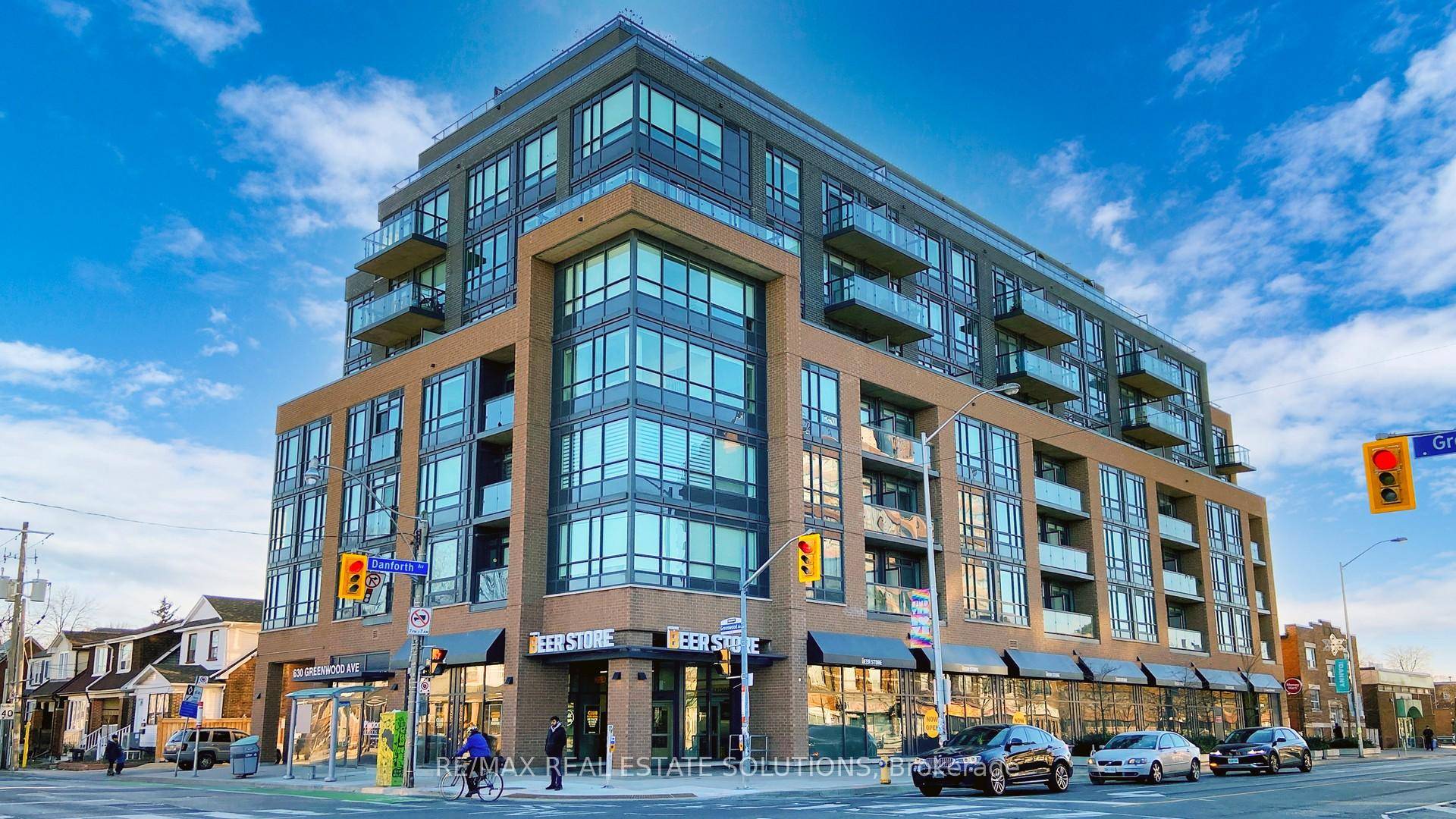 Enjoy unobstructed views with an open concept floorplan in this contemporary 1 bed den, 1 bath suite at Platform Condos near Greenwood Station, available for November 1.
