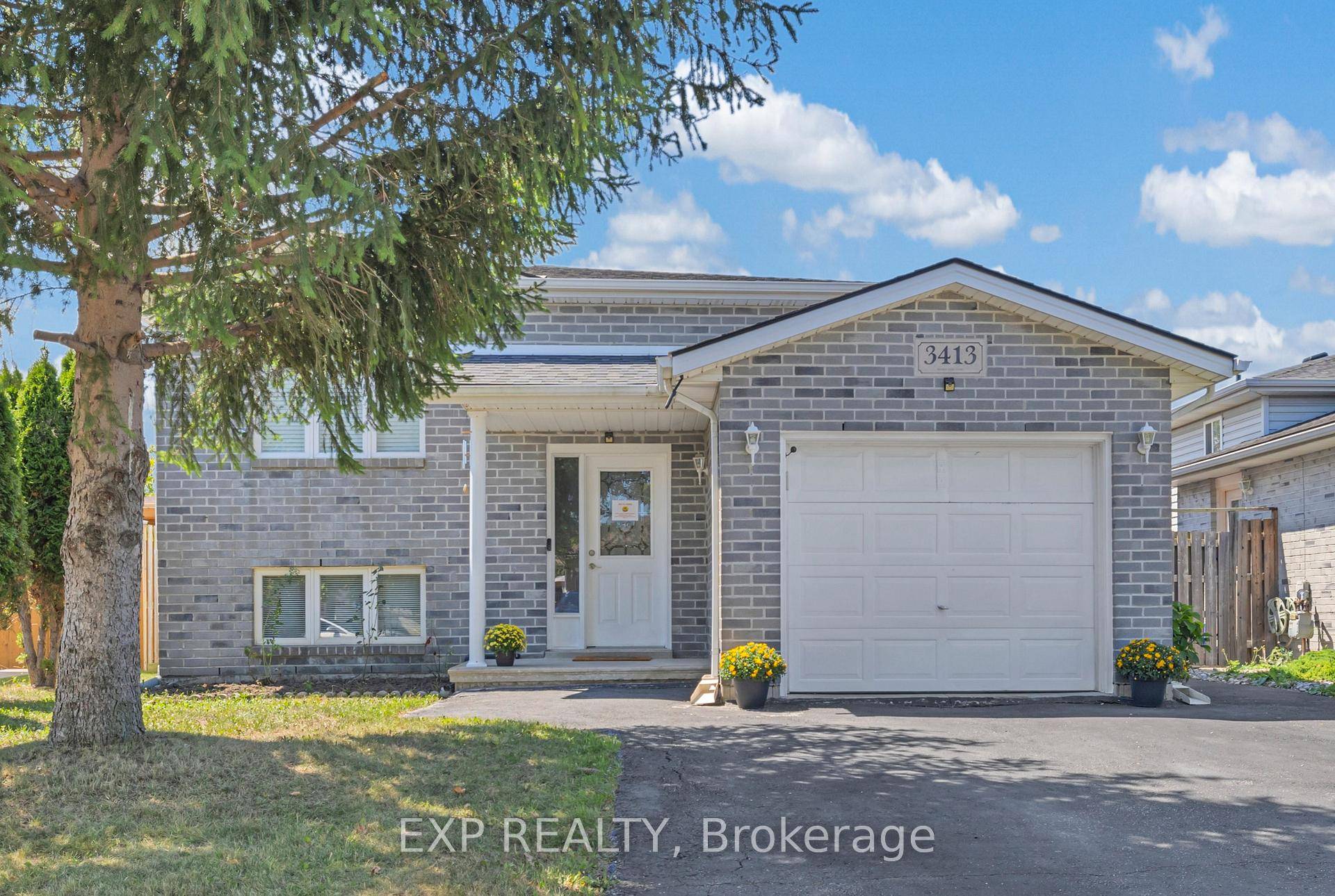 Welcome to 3413 Caribou Crescent a charming raised ranch nestled on a quiet, family friendly crescent.