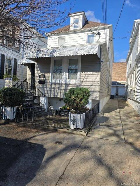 Charming 2 Family Home with Great Amenities Welcome to this beautifully 2 family home offering comfort, convenience, and modern living.