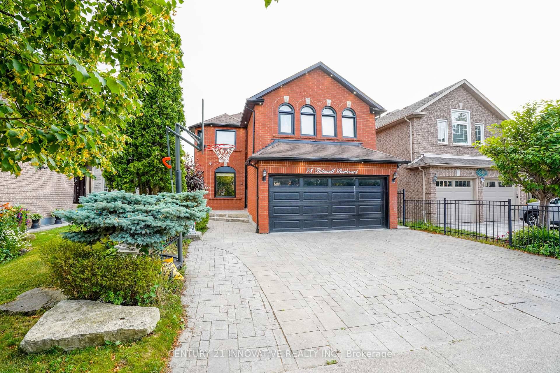 Beautifully maintained detached 5 bedroom, 3.