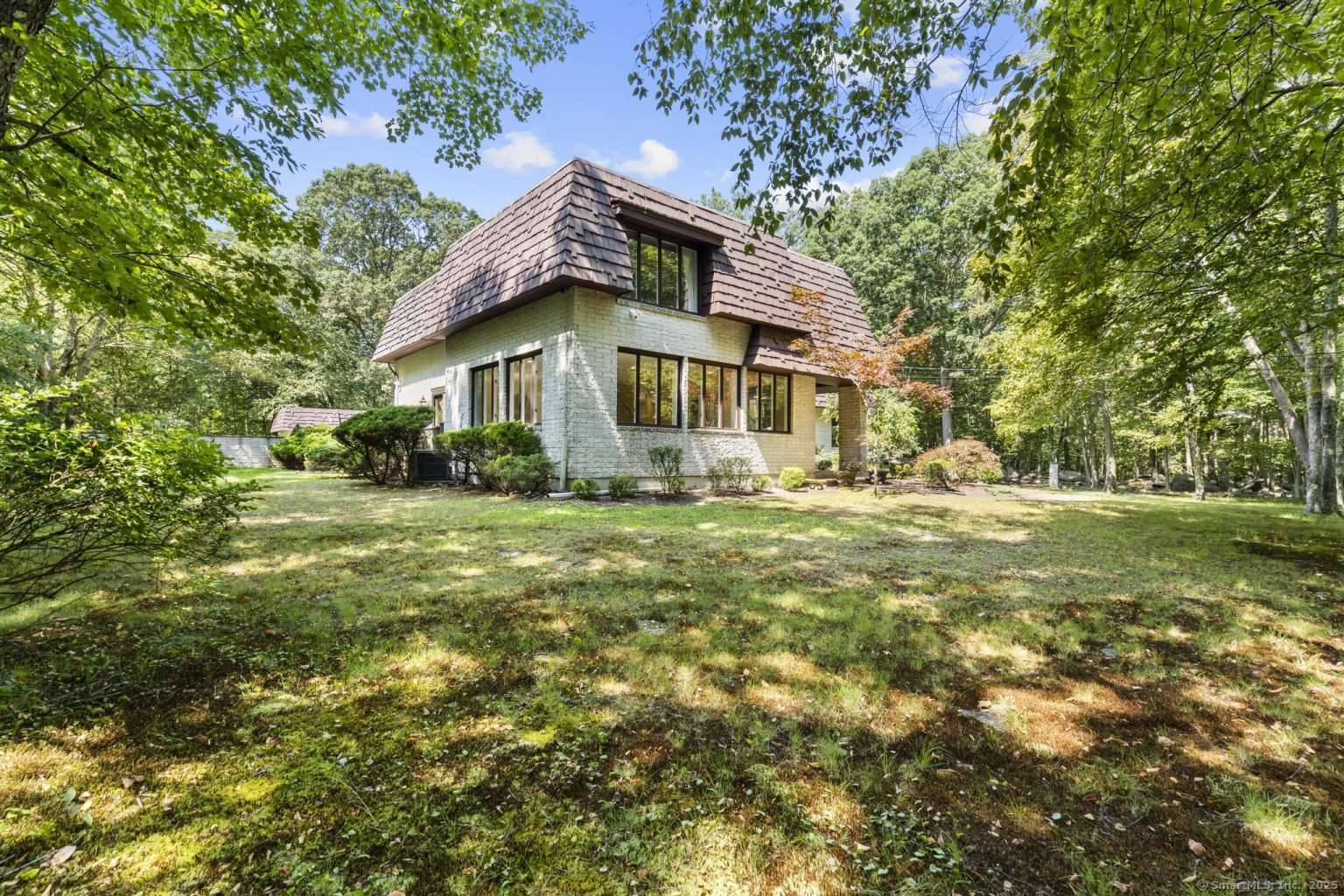 Welcome to 40 Old Quarry Rd !