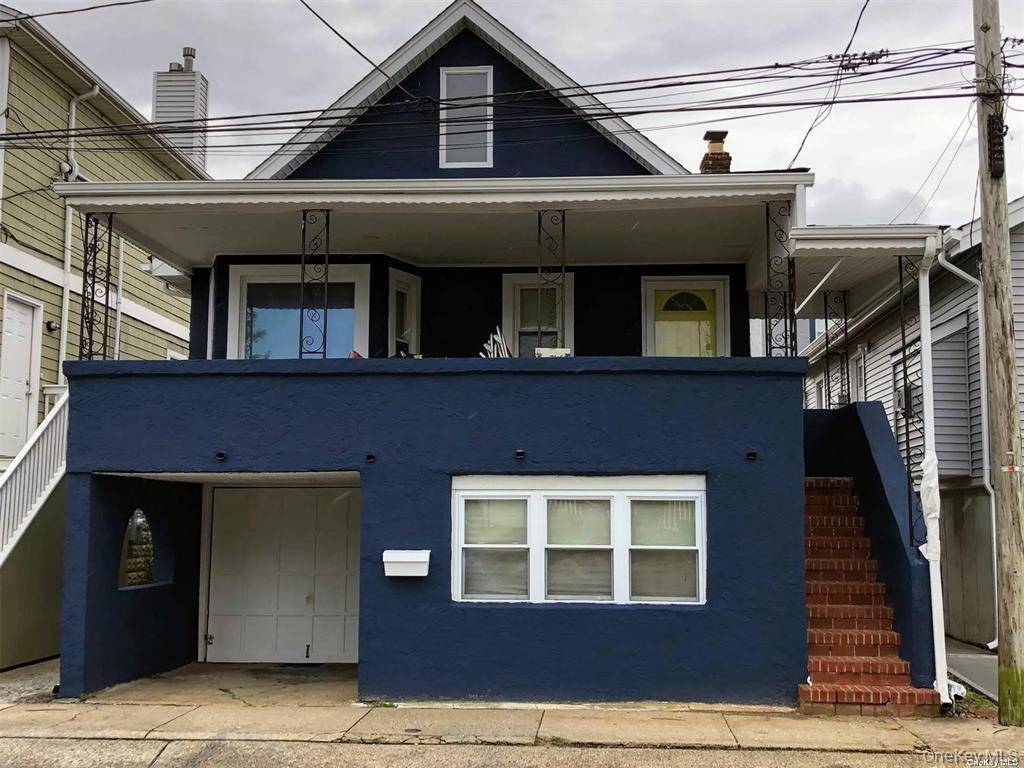 Live at the Beach ! Bright and spacious 3 bedroom main floor apartment in the highly desirable East Atlantic Beach community.