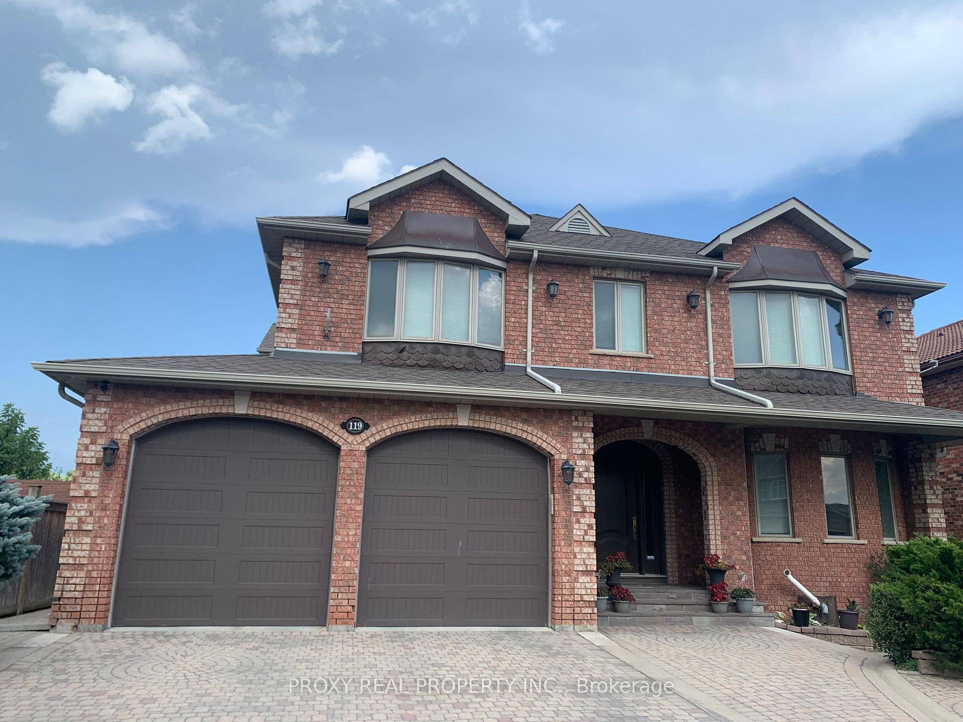 Luxury basement apartment, 2 bed rooms, 1 bath, separate entrance, 1350 sq f, 9 ceilings, parking available, laundry in the basement