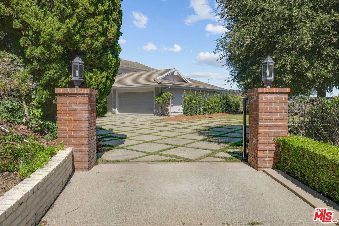 2526 CORDELIA RD 5BR Brentwood La