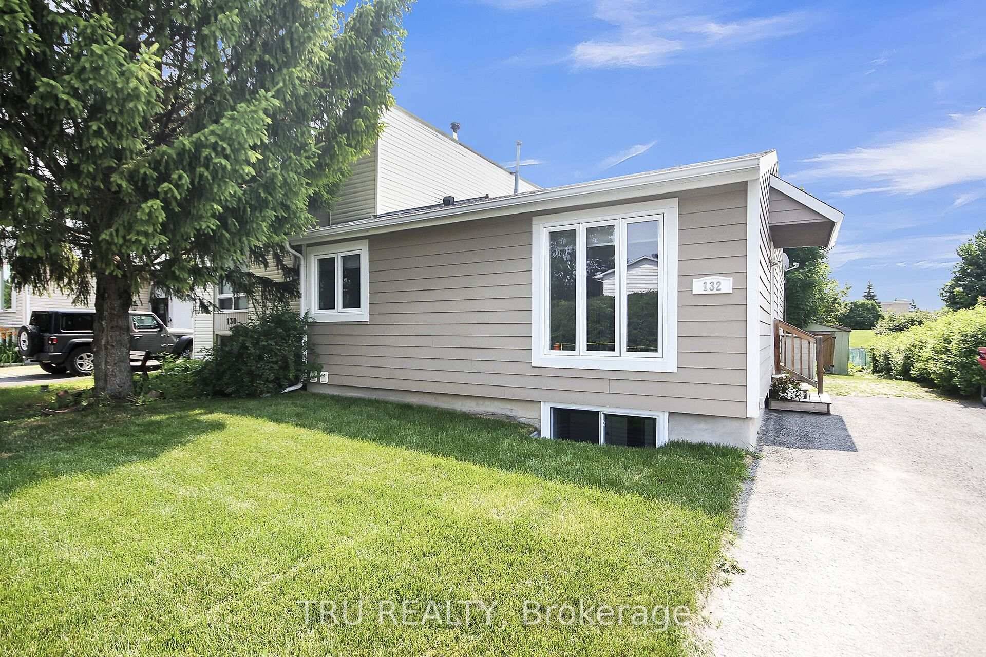 Step into this beautifully renovated 3 1 bedroom, 2 full bathroom semi detached home located in highly desirable Glen Cairn !