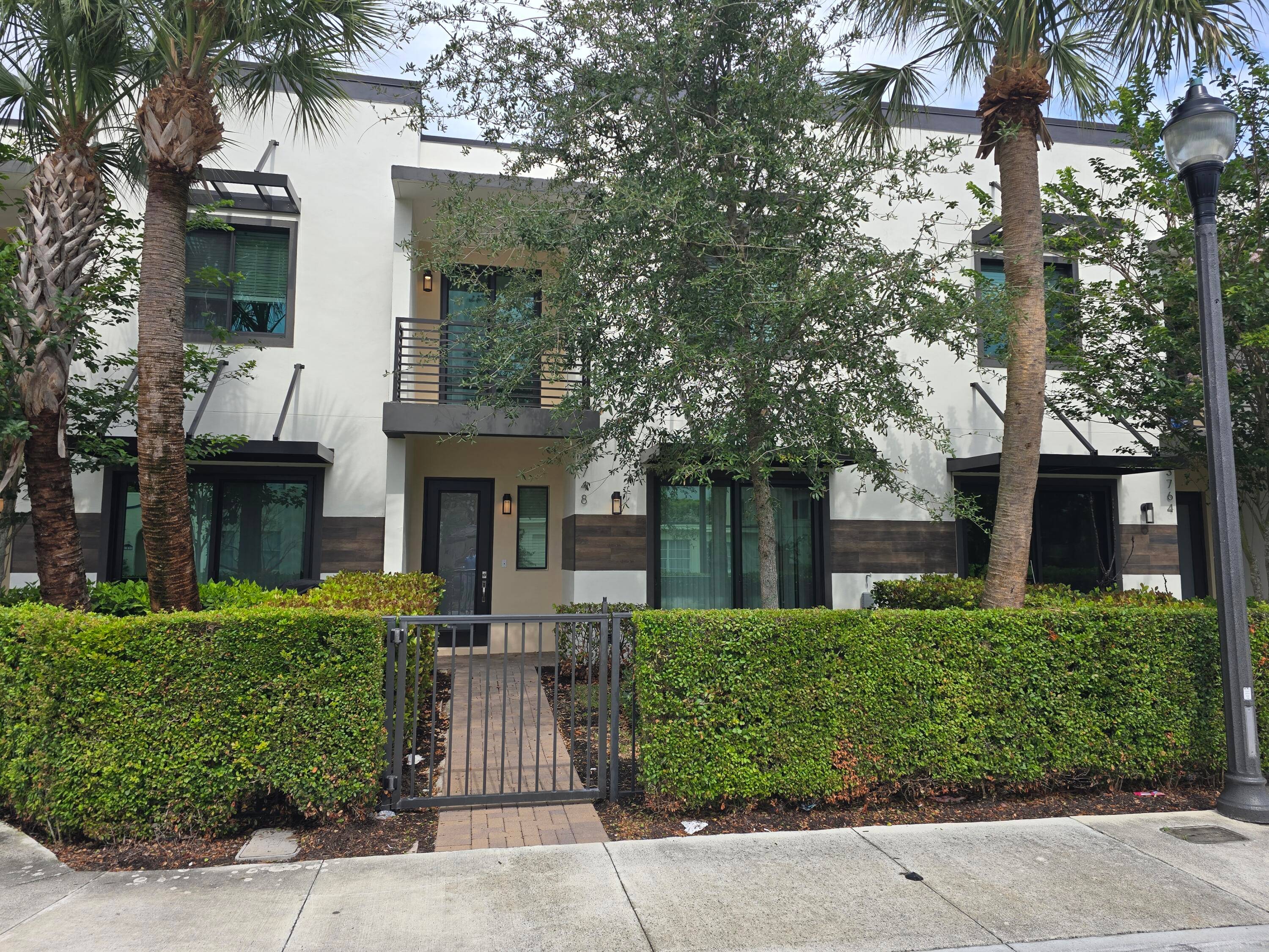 Excellent newer construction townhome steps from Antique Row in West Palm Beach.