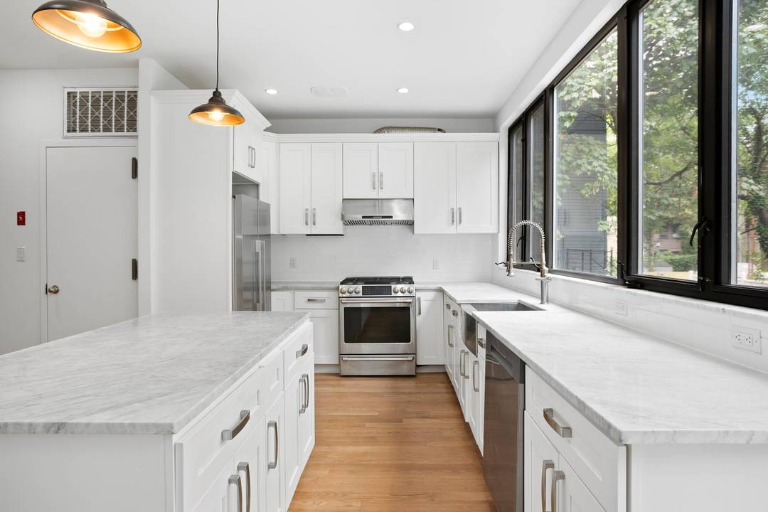 This listing for 274 Eldert Street in Bushwick presents a beautifully gut renovated two units brick townhouse, can be used for both investors or end users looking to live luxuriously ...