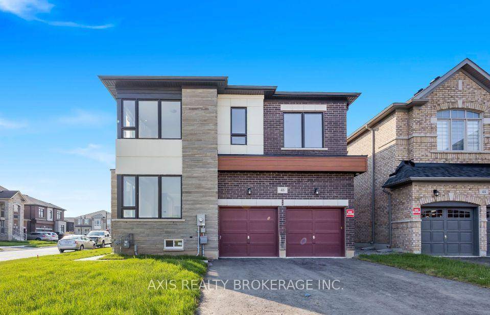 Brand new executive family home in prestigious Mountainview Heights of Waterdown situated on a corner premium size lot.