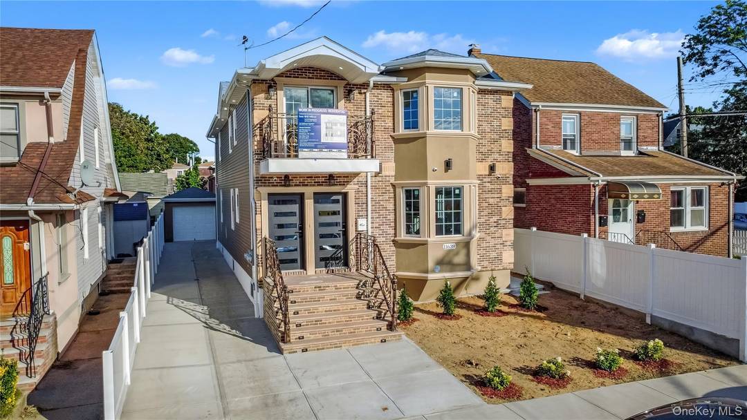 Experience modern living in this stunning brand new construction home, which offers 2, 609.