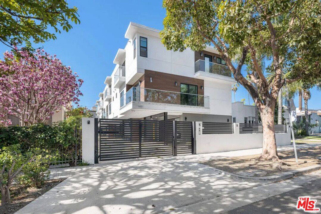 849 N Alta Vista Blvd 4BR Hollywood Hills East La