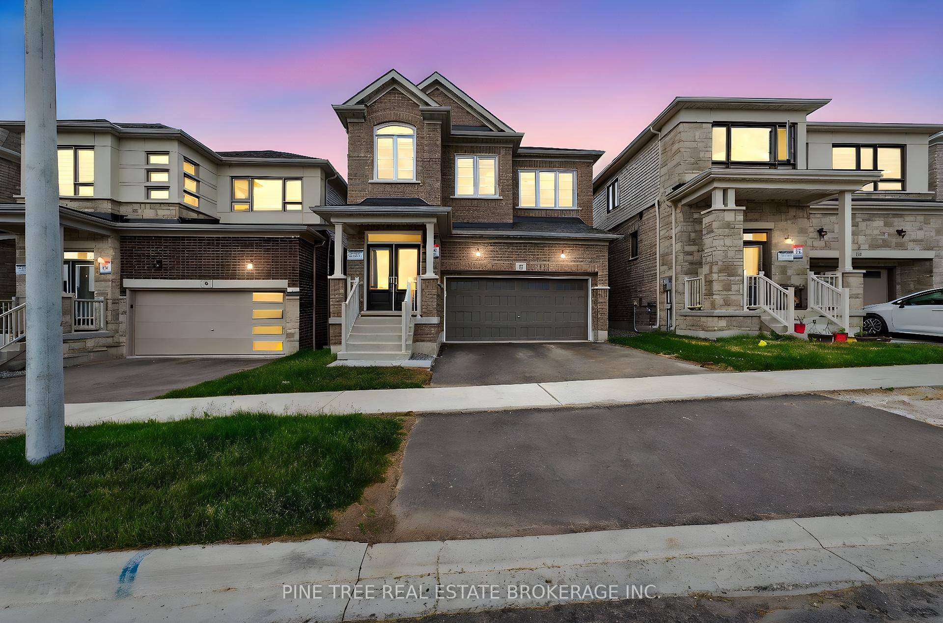 Just 1 Year New Over 2, 500 Sq Ft 6 Bed Potential Prime South Barrie Location Welcome to this stunning, new home offering 2, 569 sq ft of beautifully designed ...
