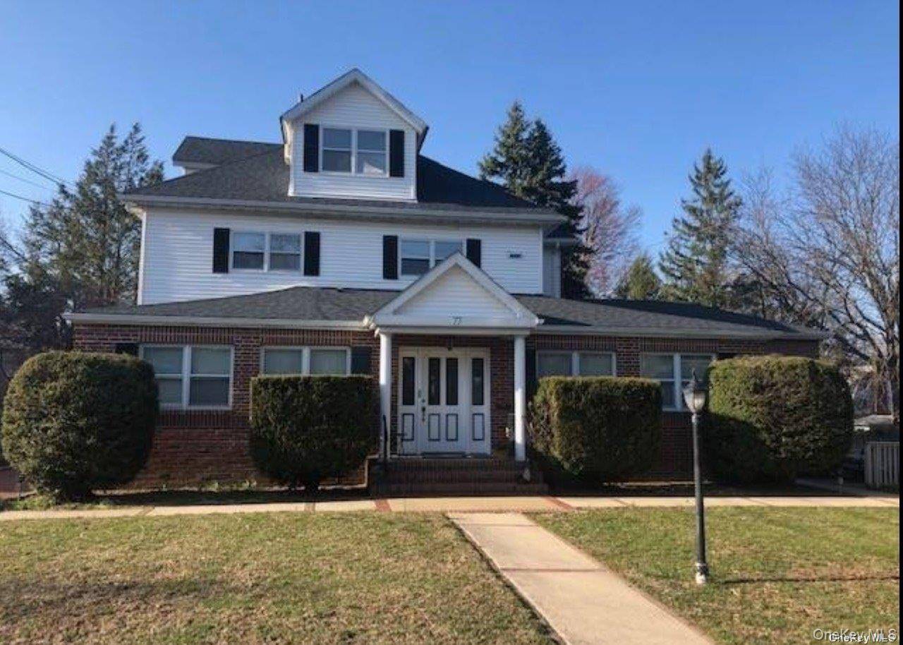 Move right into this sunny, spacious second floor apartment, located in the heart of Manhasset.