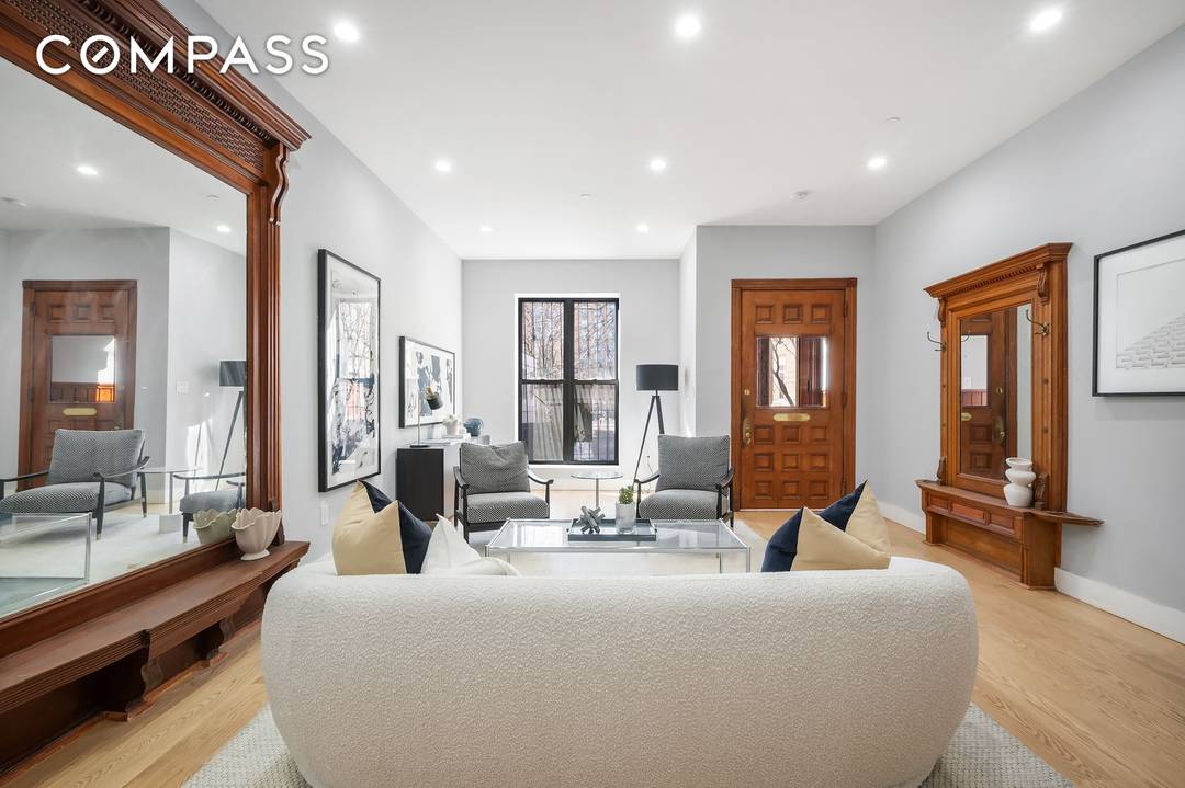 Welcome to 307 West 136th Street, a beautifully renovated Neo Grec style townhouse blending modern luxury with historic charm.