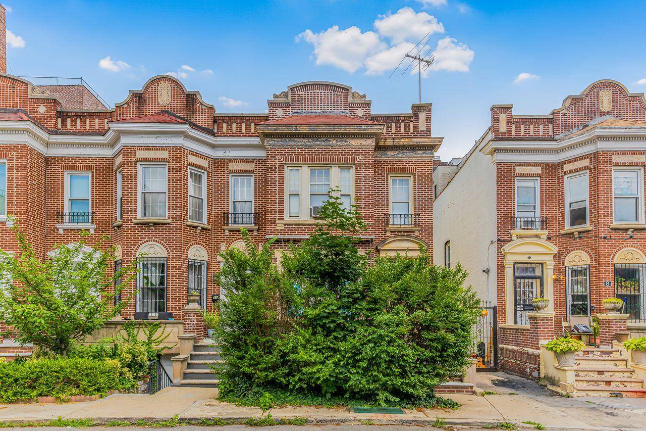 Amazing opportunity to make this home your dream nest !