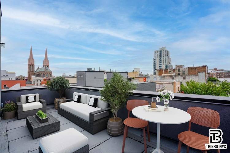 Penthouse Perfection Brand New 3BR 3BA in Prime Williamsburg with Private Roof Deck amp ; BalconyStep into the pinnacle of Brooklyn luxury in this sun drenched 3 bedroom, 3 bath ...