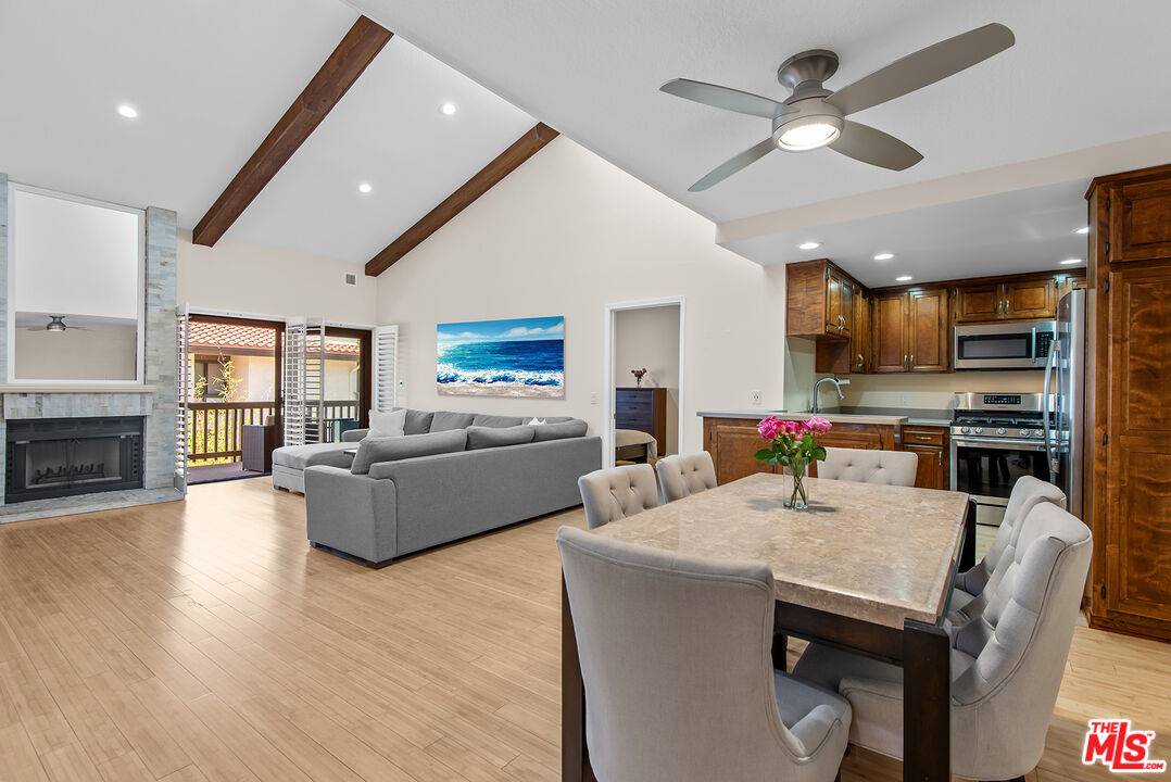 8600   Tuscany Ave 3BR La