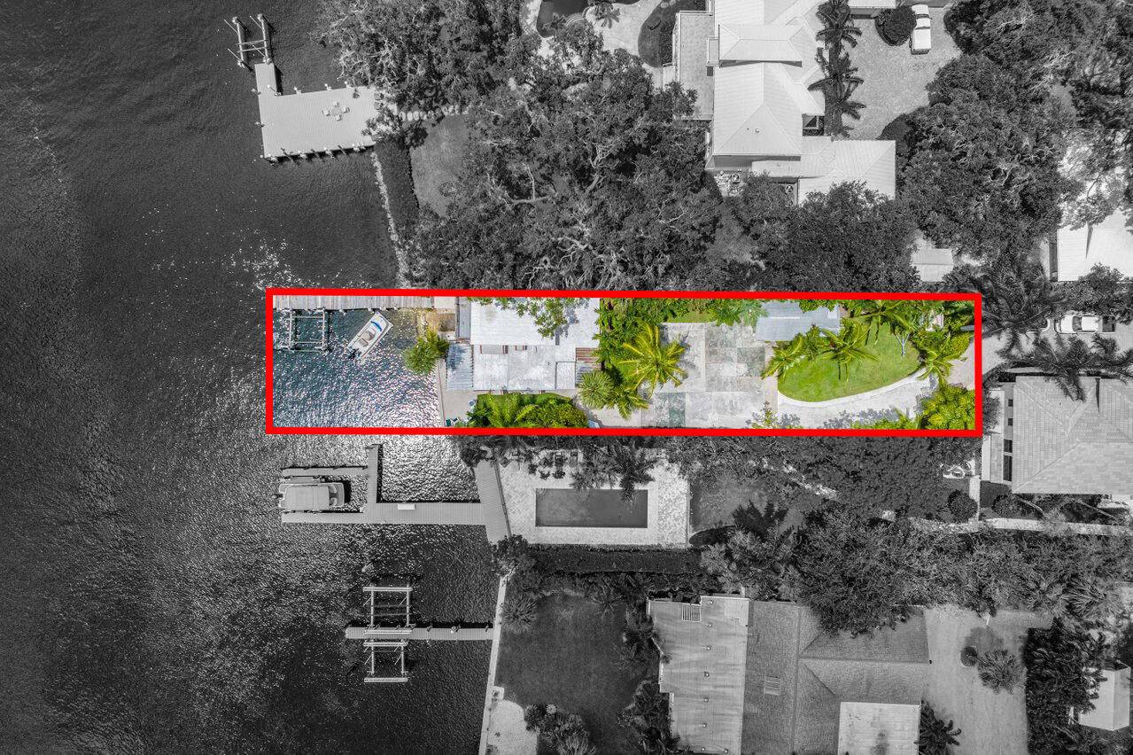 RARE NORTH PALM BEACH WATERFRONT DEVELOPMENT OPPORTUNITY !