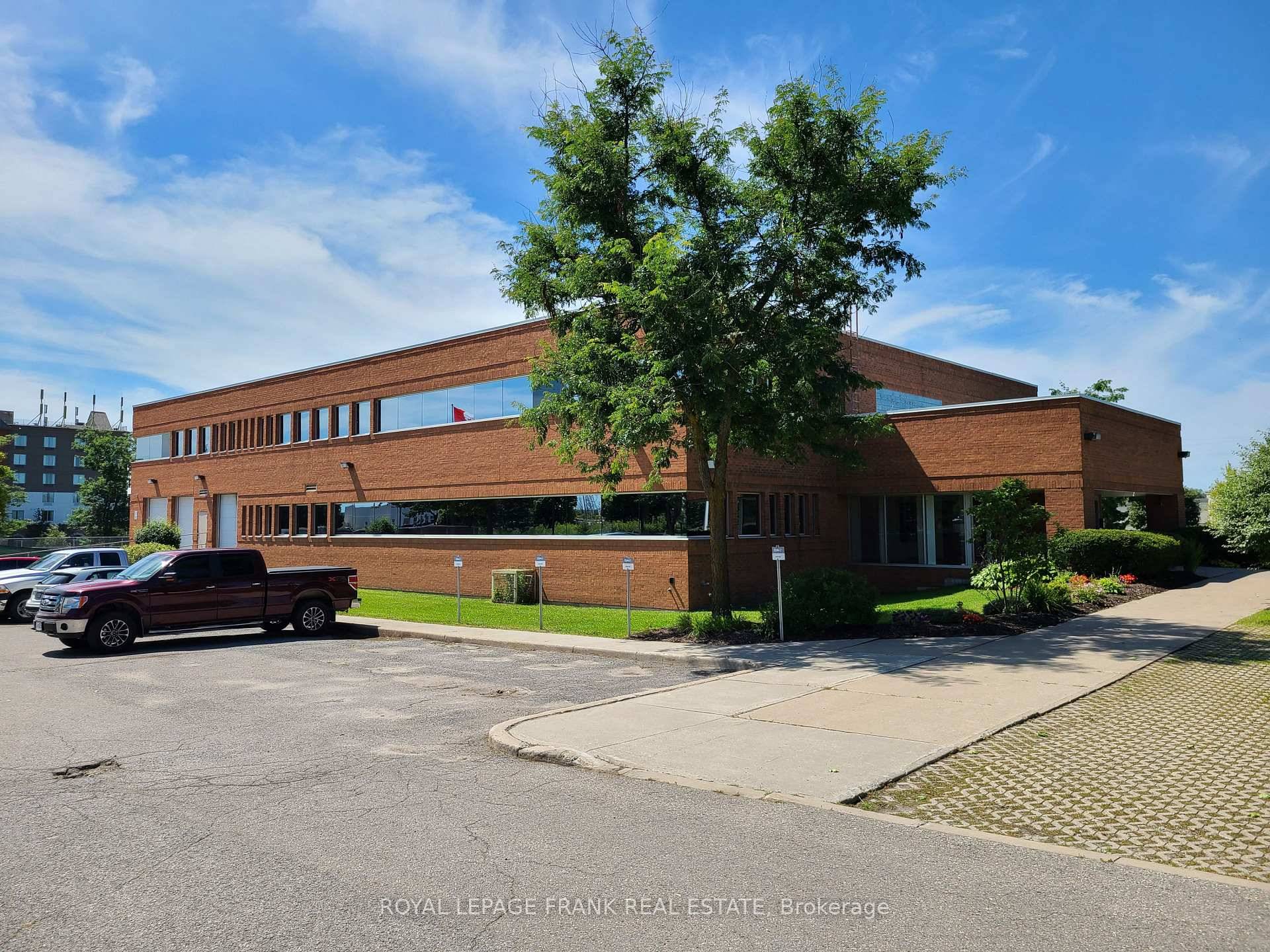 Variety of exceptionally well maintained and renovated accessible office suites at convenient 415 Baseline Rd.