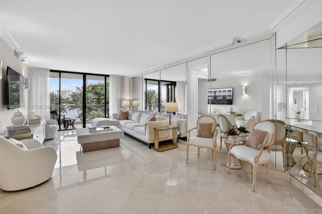 Great opportunity to own in the newly renovated and highly sought after 2800 Tower at Williams Island.