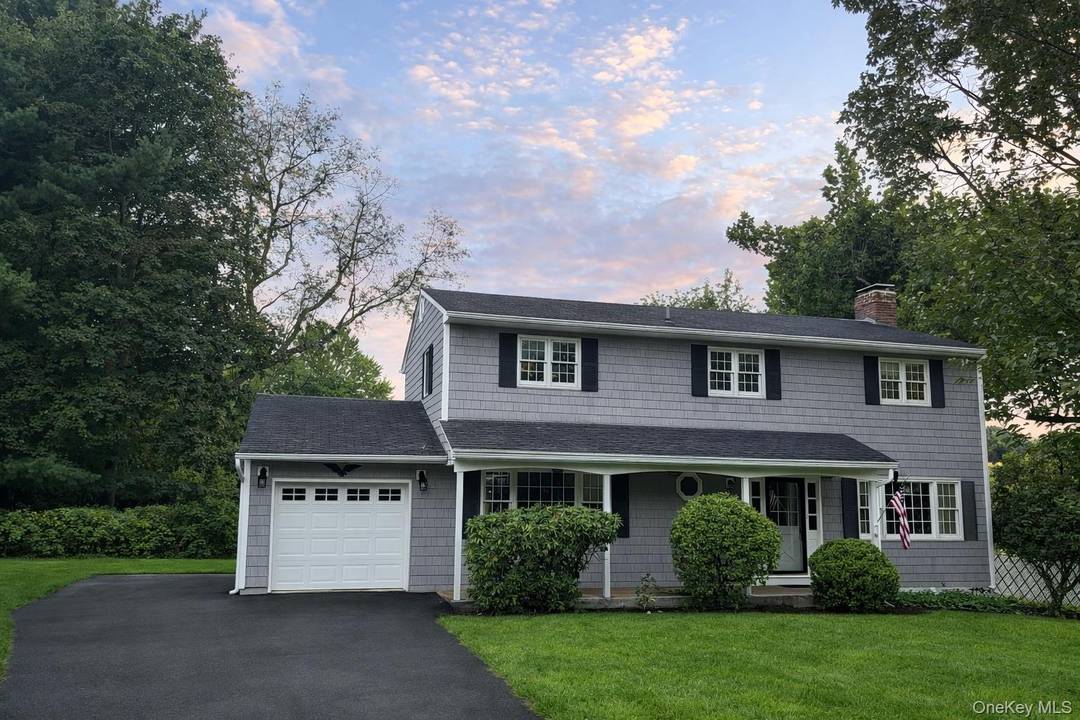 Beautifully renovated 6BR 3BA Colonial located on a quiet cul de sac in the sought after Hamlet of Thiells.