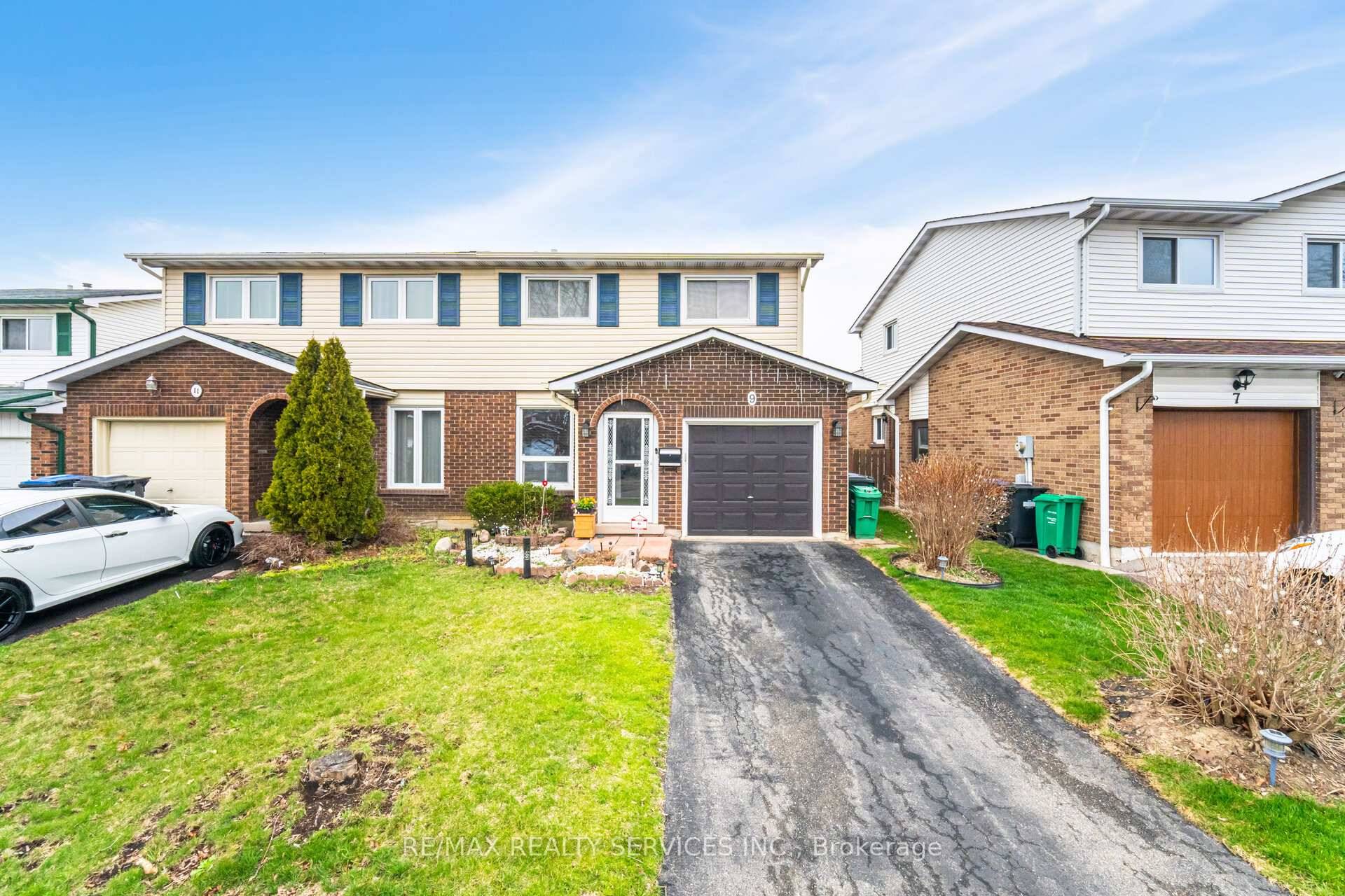 Charming 3 Bedroom Semi Detached Home Ideal for a growing family.