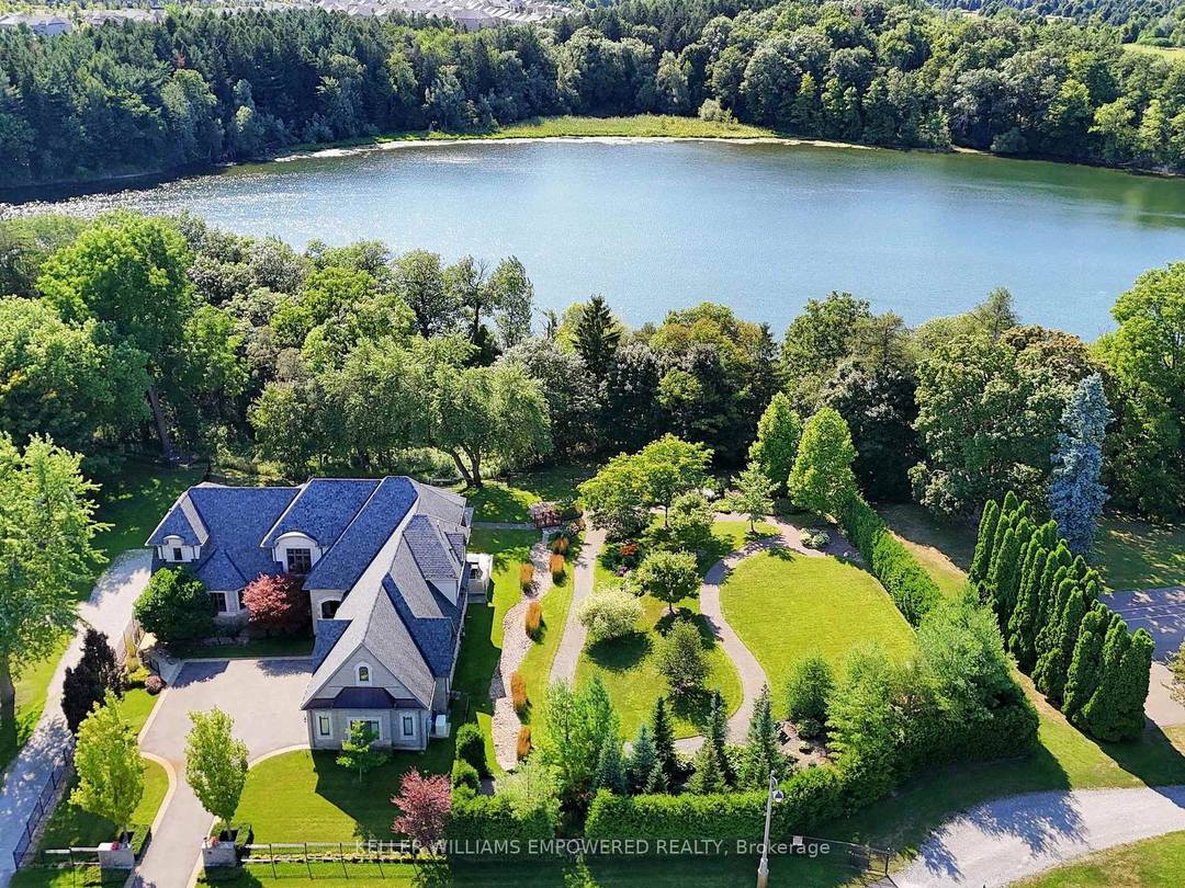 Stunning western sunset views over Philips Lake giving you a Muskoka like setting in Richmond Hill !