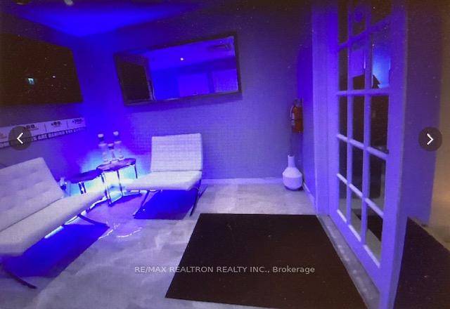 Licensed spa with ultimate relaxation service, turnkey massage spa business for sale at a busy plaza, located at the border of Mississauga and Etobicoke.