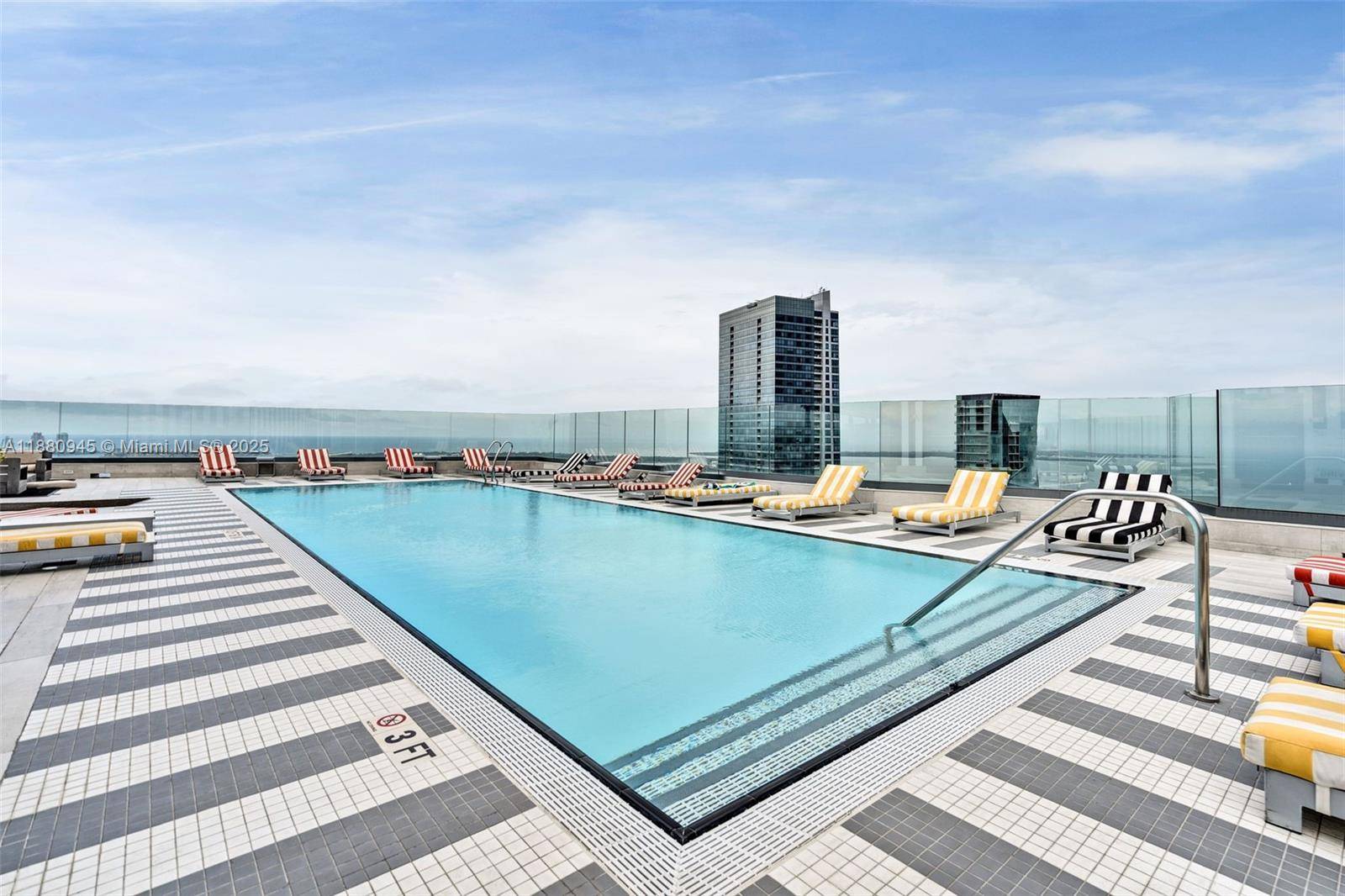 Live the ultimate Miami lifestyle at DUA Miami formerly SLS Brickell !