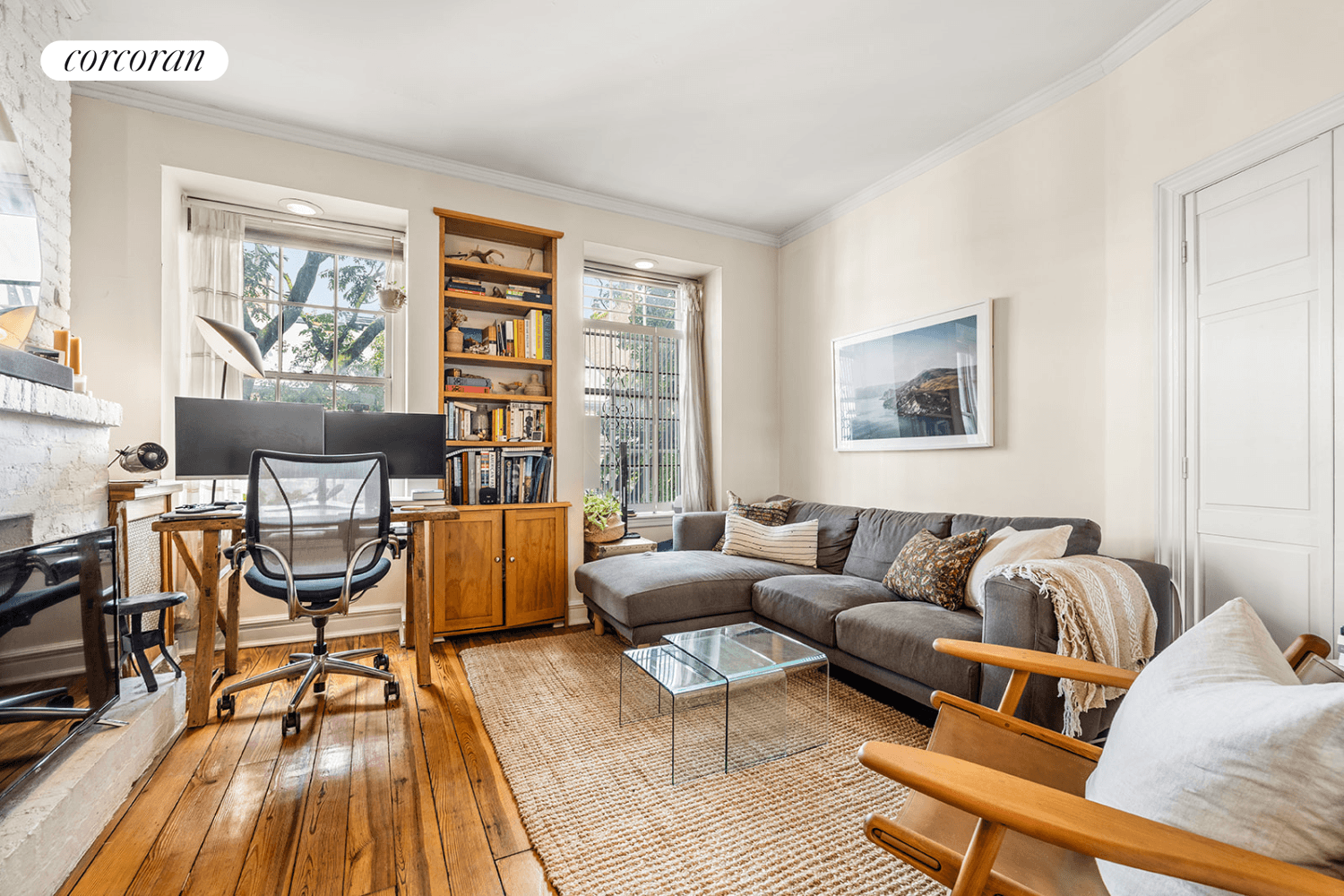 Quintessential West Village Living Charming Junior 1 Bedroom ApartmentDiscover the epitome of New York City living in the heart of the coveted West Village.