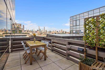 Welcome to Skyline Tower Long Island City s Premier Luxury Residence.