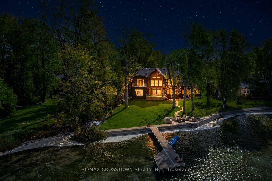 Welcome to luxury waterfront living on Lake Simcoe.
