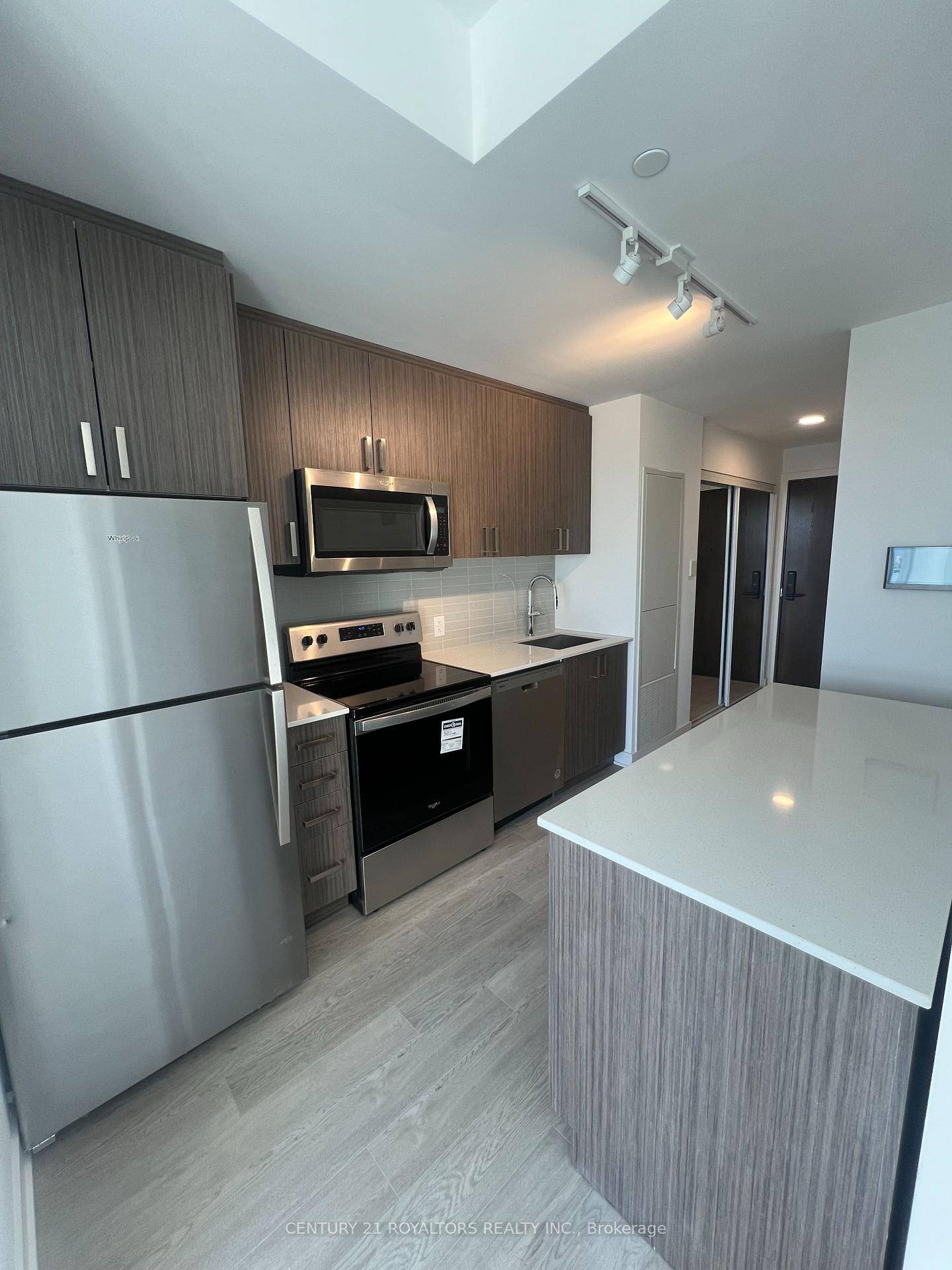 Modern 1 Bedroom Condo With Stunning Escarpment Views amp ; Parking Enjoy Breathtaking Escarpment Views From This Bright amp ; Modern 1 Bedroom, 1 Bathroom Condo.