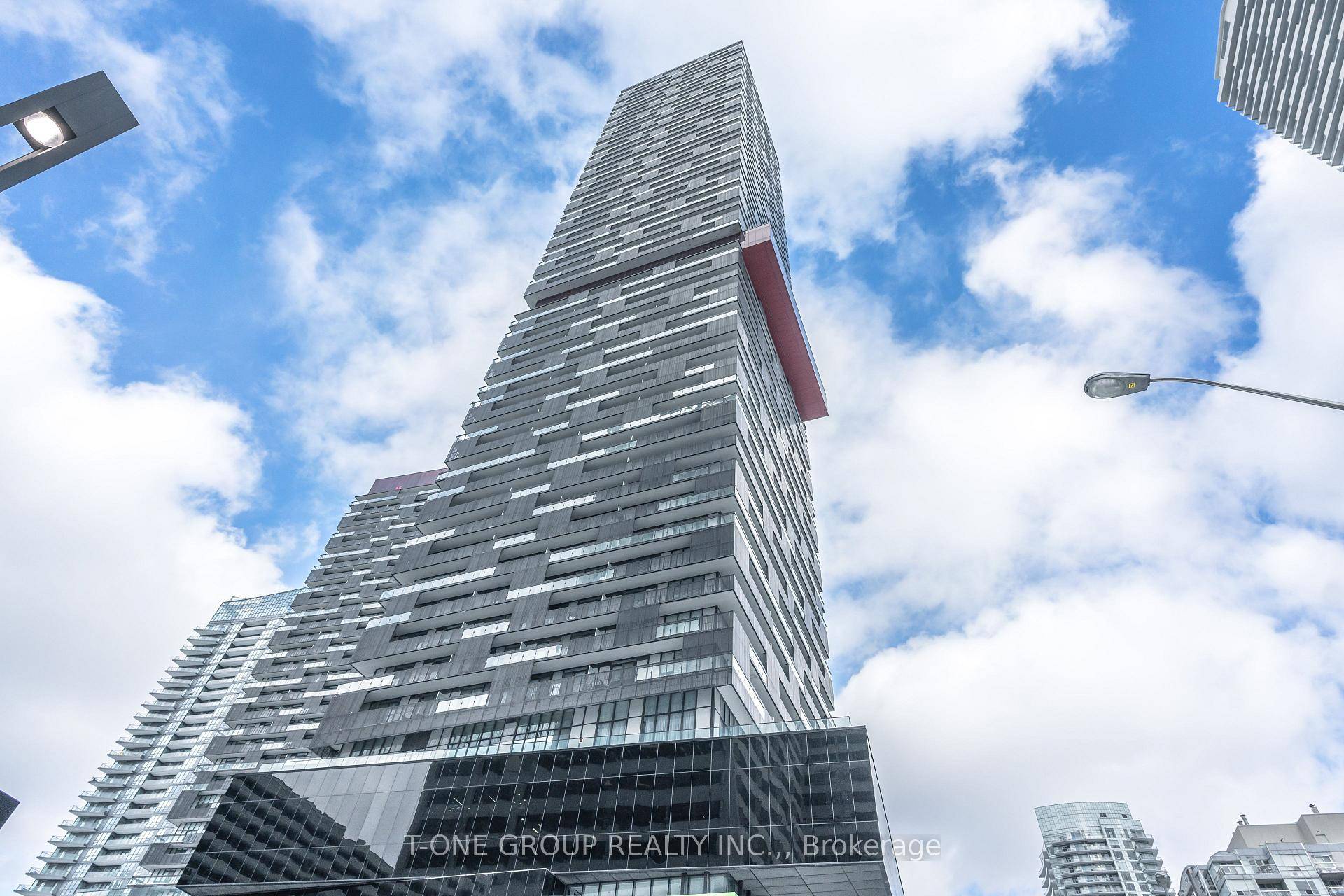 Prime Yonge Eglinton E Condo ; Fantastic Panoramic View.