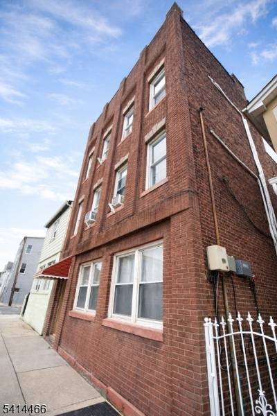Turnkey 6 family brick investment property located in one of the best areas of Elizabeth.