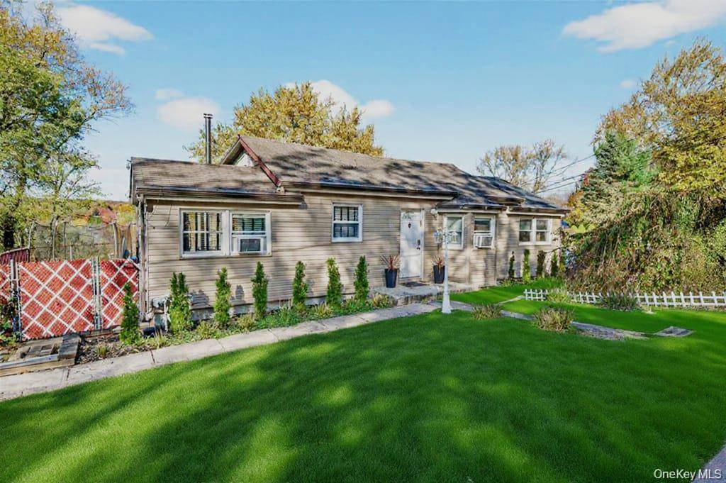 Welcome to 469 Hillside Road !