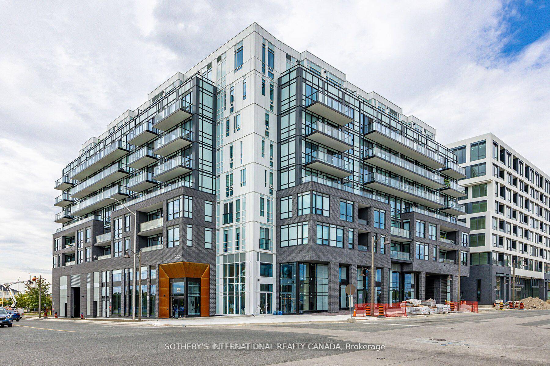 Bronte Condos, corner unit penthouse, 2 bedrooms with den with 2 bathrooms, 1, 275 sq.