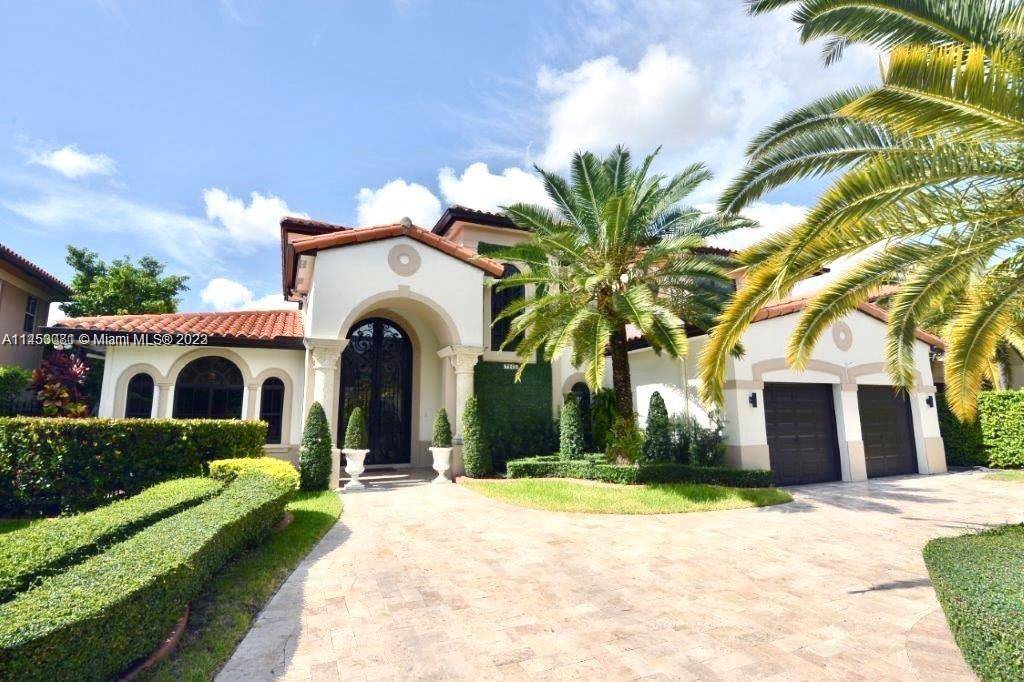 Executive luxury single family updated home, 5 4 pool Spa.