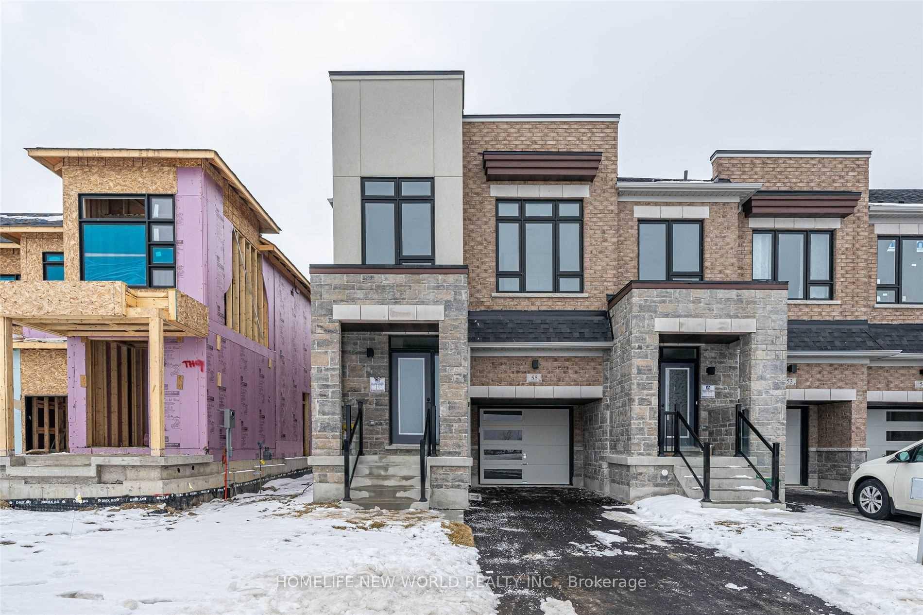 4 Yr Old Luxury 4 Br 3 Bath End Unit Town Home, Upgraded Finishes.