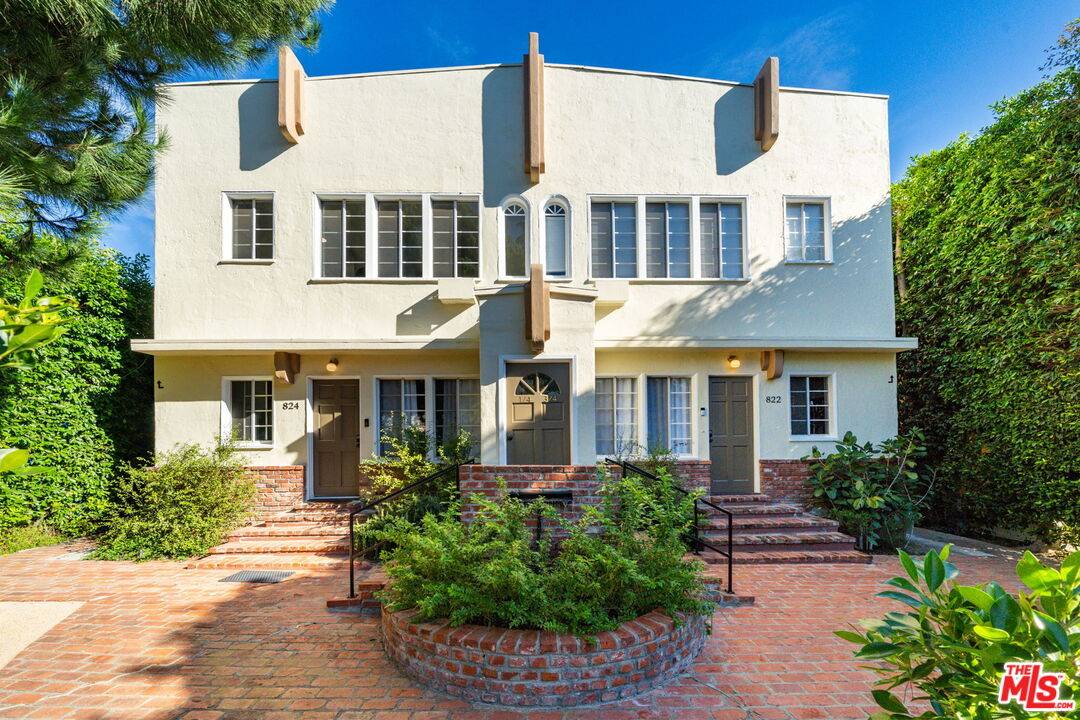 822  N Hayworth Ave 8BR Hollywood Hills East La