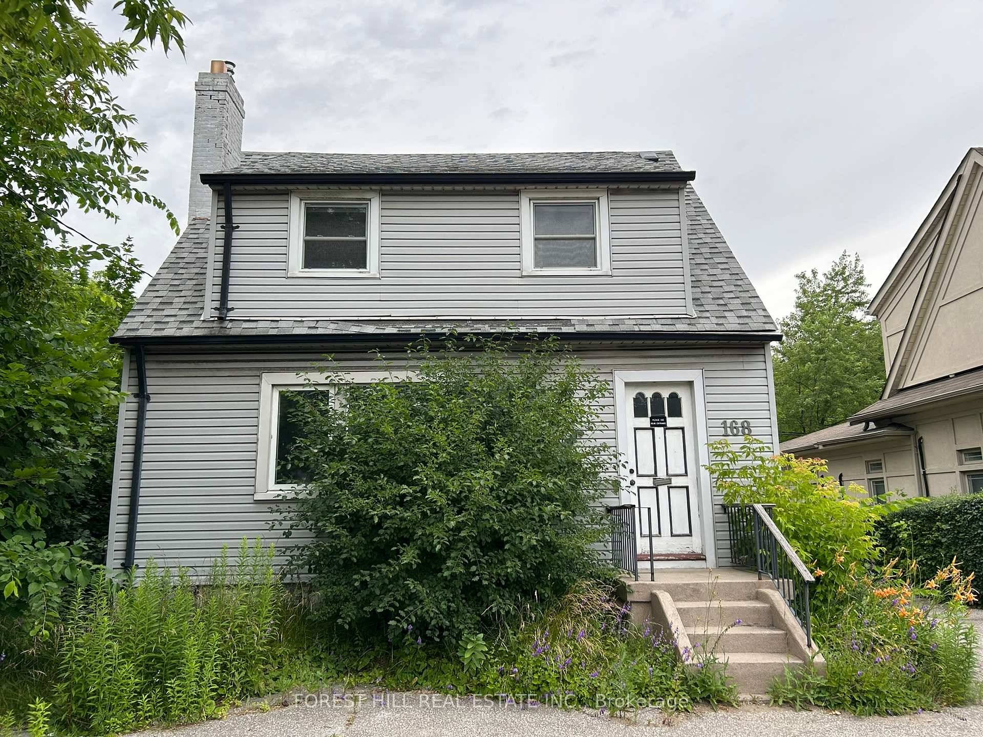 Client Remarks Entire Standalone Building Opportunity Located In The High Demand Yonge Sheppard Area With Great Exposure, Above Ground 1196 sqft, Plus Finished Bsmt 431 sqft.