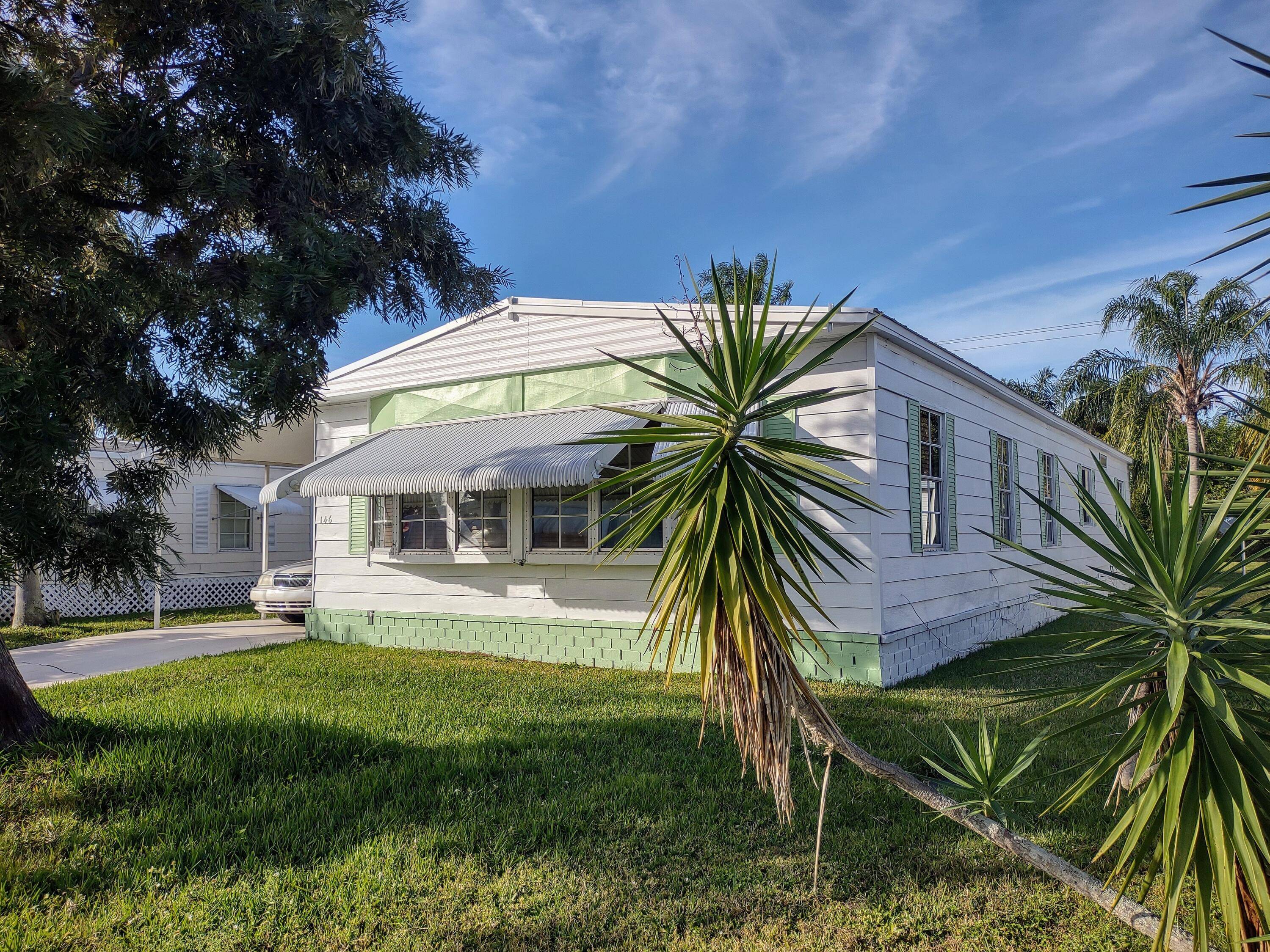 55 Plus Community. This move in ready home has 2 bed 2 bath, NEW METAL ROOF 2002, New Ductwork and Motor on AC Unit 2022.