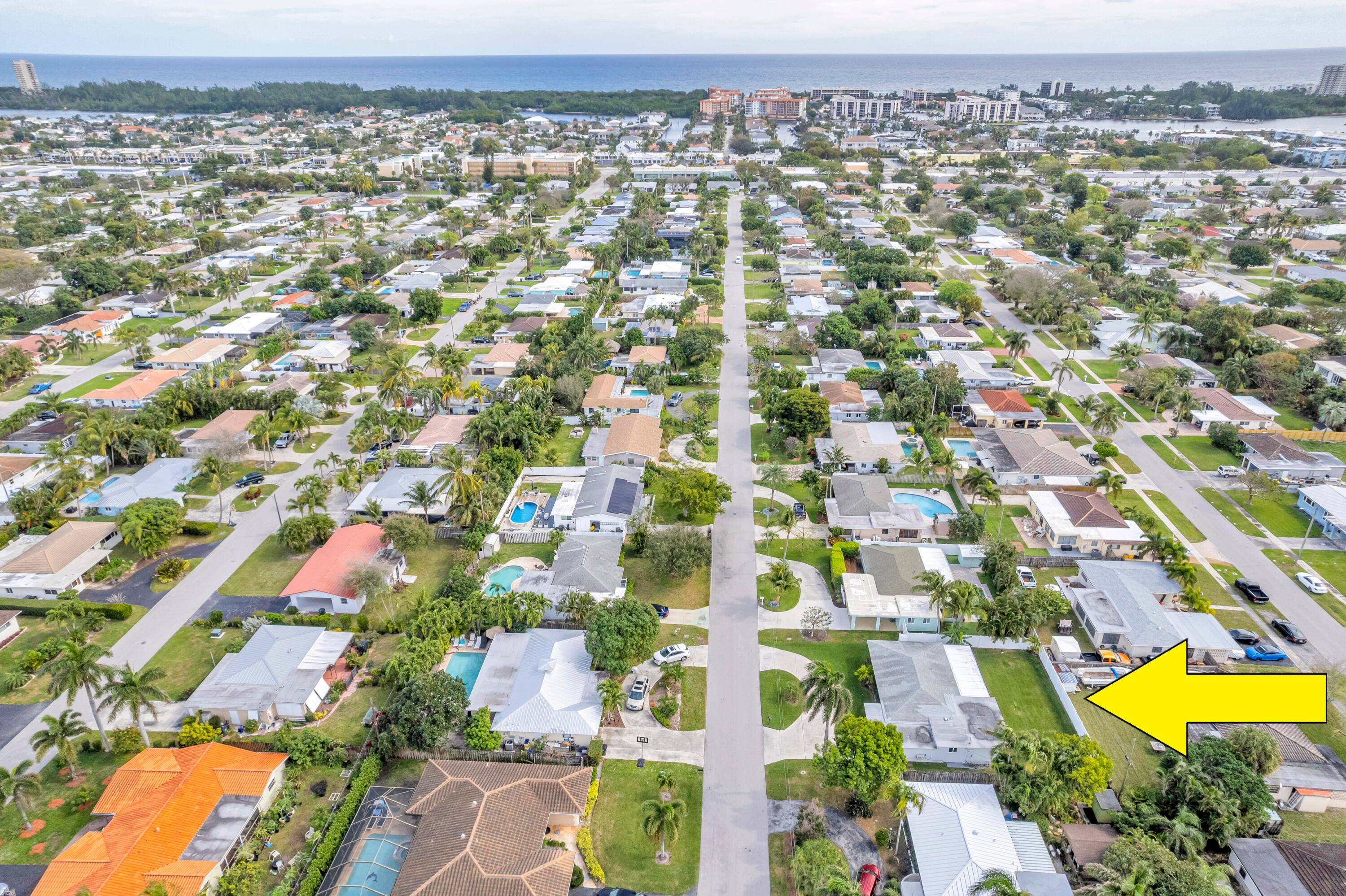 Great investment property opportunity or just enjoyed living east Boca Raton.