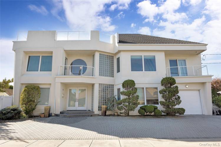 Castle Beach Casa with Spectacular Ocean Views Heated Pool and Jacuzzi Enormous roof top deck with views of the Atlantic Ocean 5 house off private beach Interior has 10ft ceilings ...