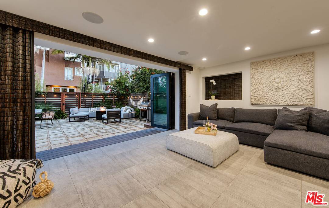 5317 Pacific Ave 3BR Marina Del Rey La