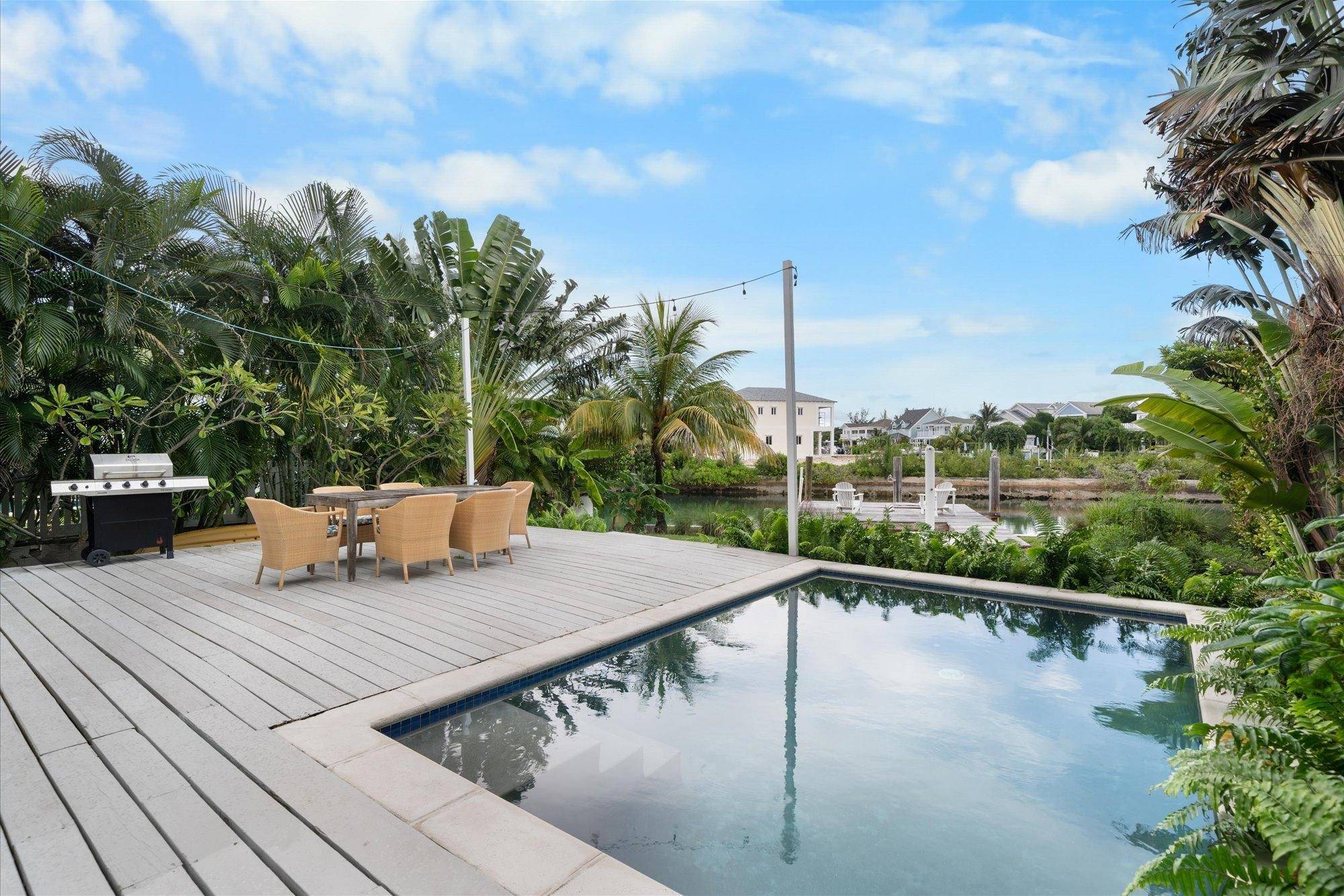 SANDYPORT ROYAL PALM CAY Single Family Home New-Providence