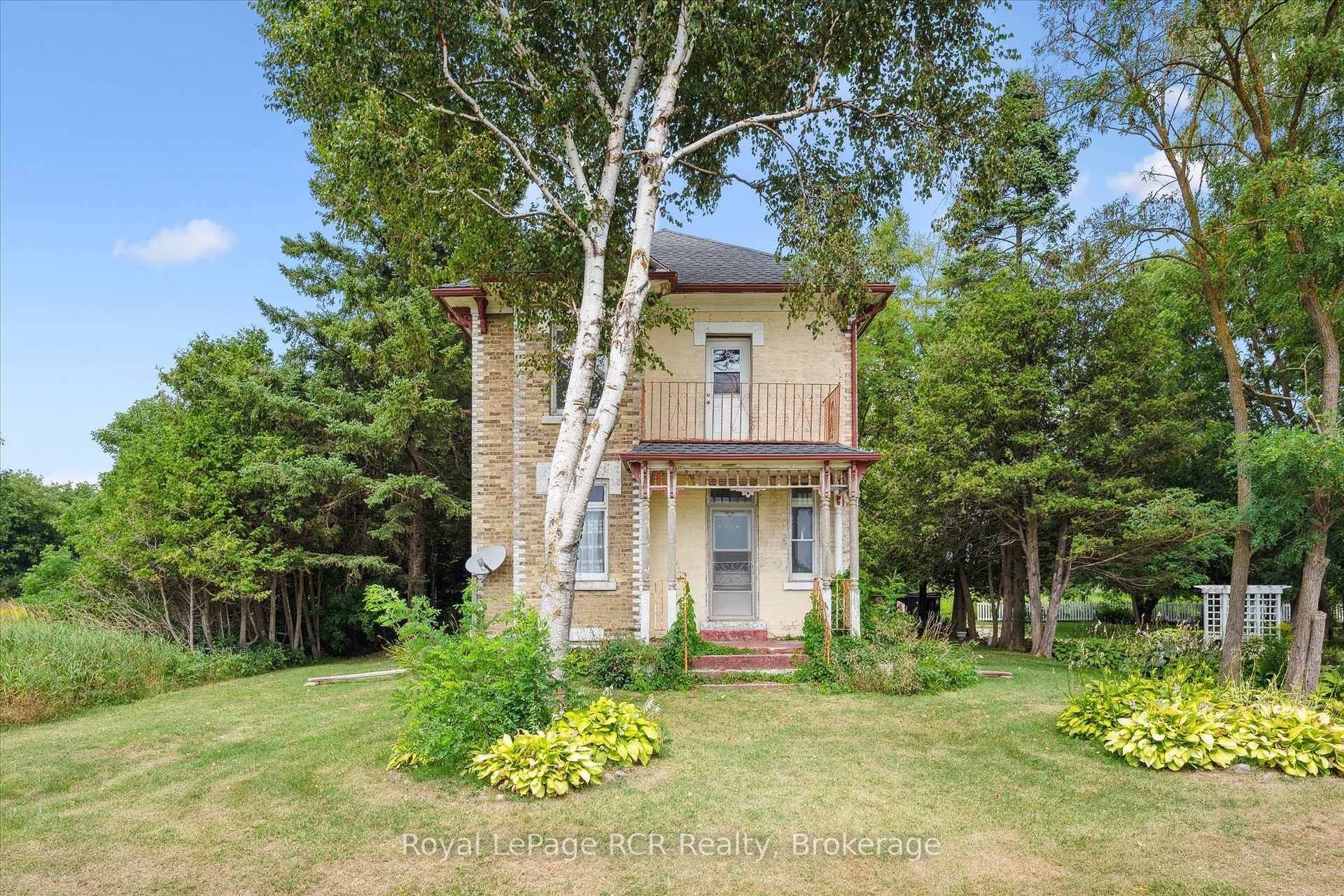 Move Right In ! This century home just outside Mount Forest has a lot to offer, Sitting on approximately 4 acres, this 2 storey home has upgraded windows, septic, roof, ...