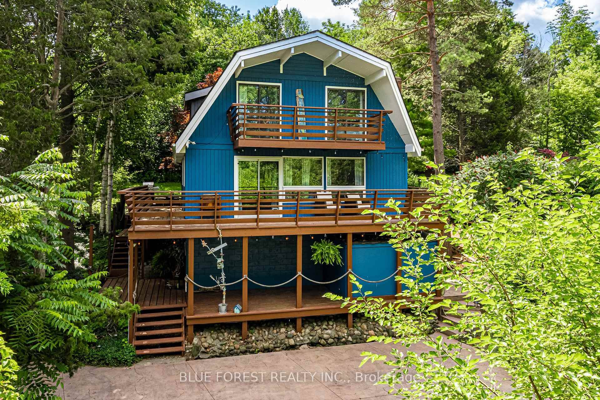 Your lakeside lifestyle starts here.