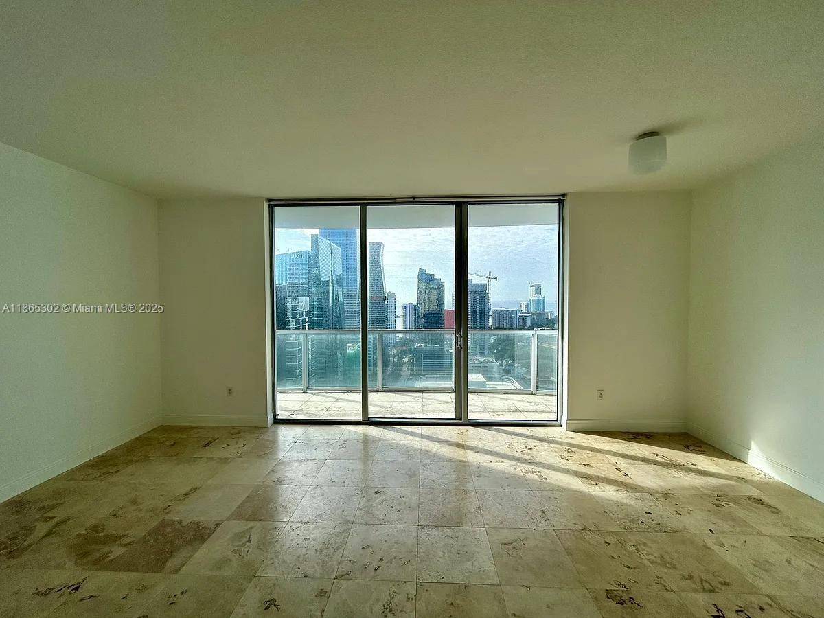 High floor studio in the heart of Brickell at 1060 Brickell.